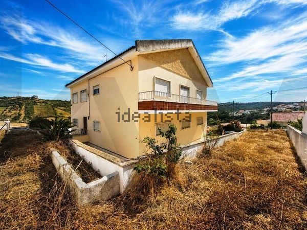 3-bedroom freehold villa in Mafra/Ericeira — photo 2 of 5