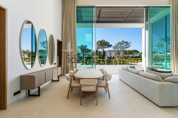 6-bedroom freehold villa in Loulé/Vilamoura — photo 2 of 5