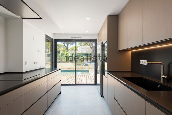 Detached house in Beco dos Charnecos, 21, Pine Cliffs, Albufeira e Olhos de Água — image 5