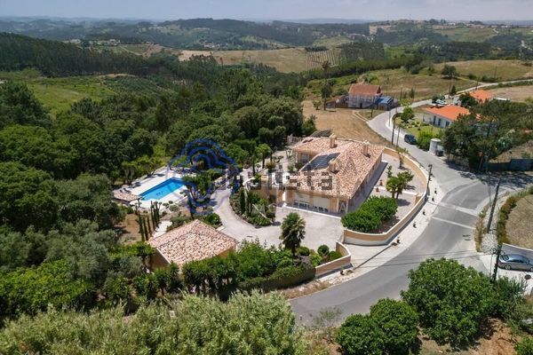 4-bedroom freehold villa in Caldas da Rainha/Foz do Arelho — photo 3 of 5