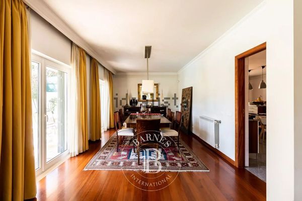 4-bedroom freehold villa in Cascais/Estoril — photo 4 of 5