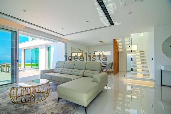 Detached house in Travessa do Vale e Cova do Pico, Canhas — image 5