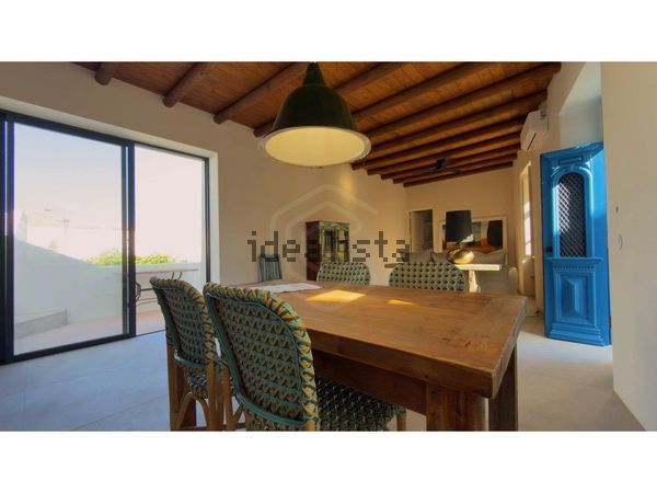 2-bedroom freehold villa in Loulé/Vilamoura — photo 2 of 5