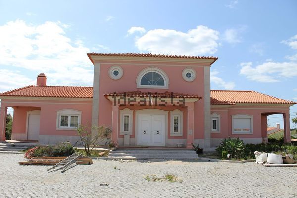 4-bedroom freehold villa in Caldas da Rainha/Foz do Arelho — photo 2 of 5