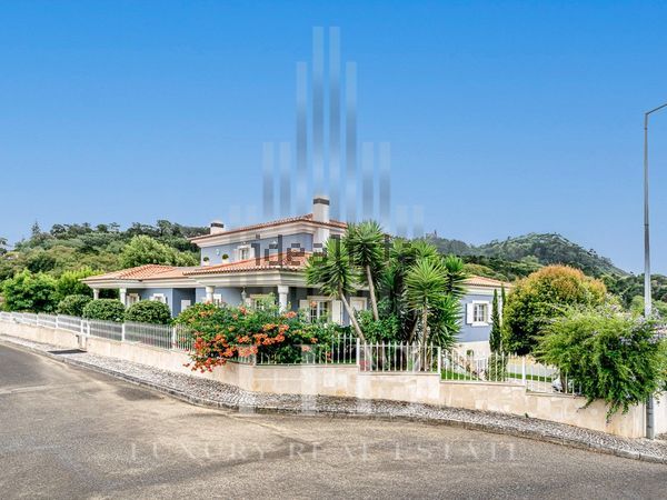 Detached house in Centro de Sintra - Portela de Sintra , Sintra — image 4