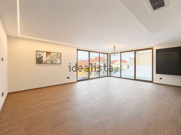 3-bedroom freehold villa in Cascais/Estoril — photo 4 of 5