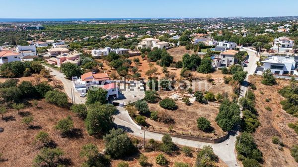 6-bedroom freehold villa in Loulé/Vilamoura — photo 1 of 5