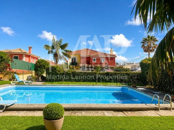 4-bedroom freehold villa in Cascais/Estoril — photo 2 of 5