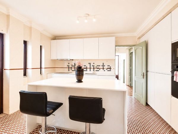 4-bedroom freehold villa in Cascais/Estoril — photo 4 of 5