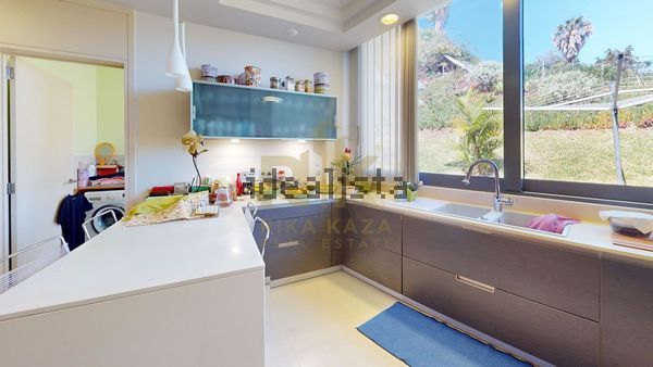3-bedroom freehold villa in Santa Cruz/Caniço — photo 4 of 5
