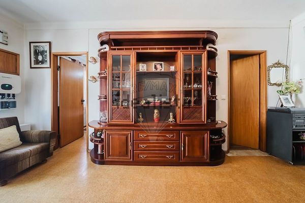 4-bedroom freehold villa in Alcobaça/São Martinho do Porto — photo 4 of 5