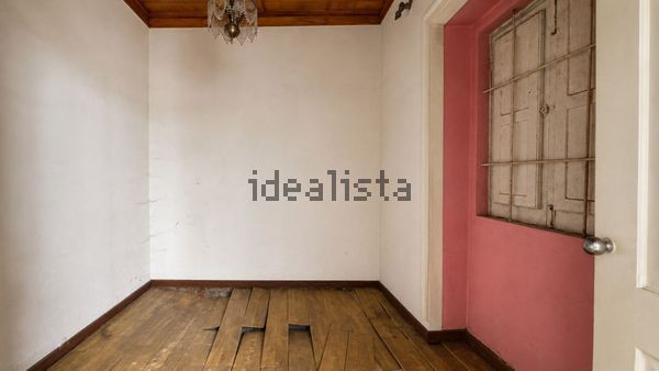 Semi-detached house in Rua Claudina Chamiço, Santo Onofre e Serra do Bouro — image 4