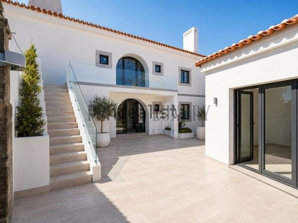 6-bedroom freehold villa in Cascais/Estoril — photo 2 of 5