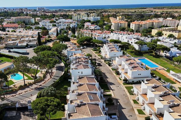 3-bedroom freehold villa in Loulé/Vilamoura — photo 2 of 5