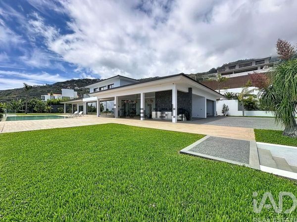 Detached house in Arco da Calheta — image 3
