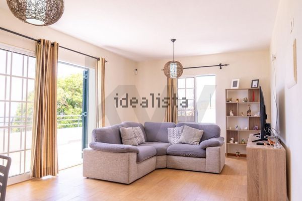2-bedroom freehold villa in Santa Cruz/Caniço — photo 3 of 5