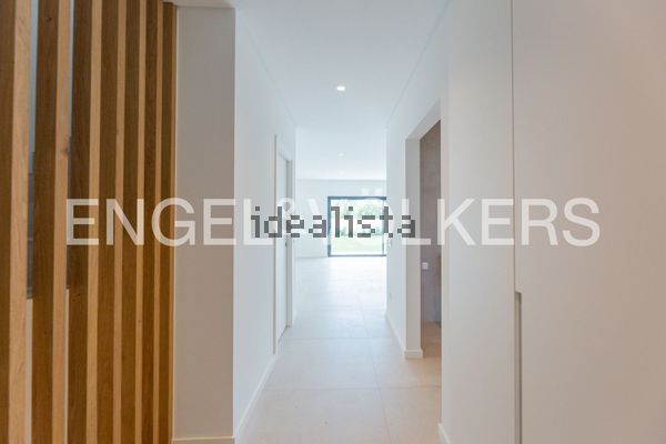 4-bedroom freehold villa in Olhão — photo 5 of 5