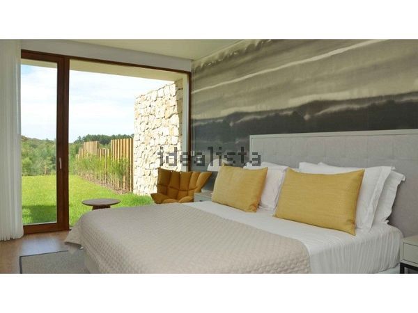 2-bedroom freehold villa in Óbidos — photo 2 of 5