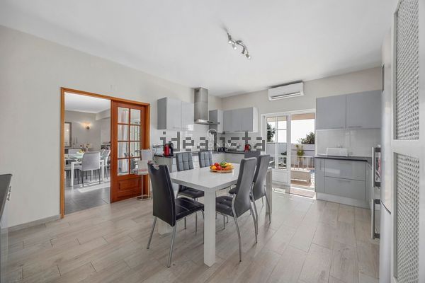 4-bedroom freehold villa in Loulé/Vilamoura — photo 3 of 5
