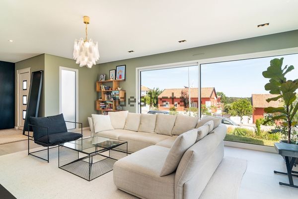 4-bedroom freehold villa in Mafra/Ericeira — photo 3 of 5