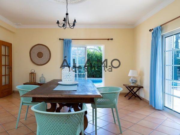 4-bedroom freehold villa in Loulé/Vilamoura — photo 4 of 5