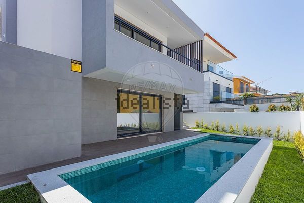 Detached house in Centro do Estoril, Cascais e Estoril — image 3