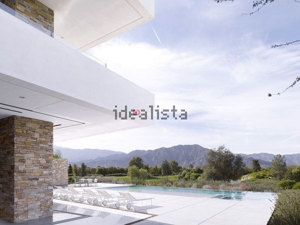 6-bedroom freehold villa in Cascais/Estoril — photo 1 of 5