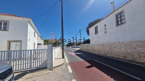 3-bedroom freehold villa in Sintra/Colares — photo 3 of 5