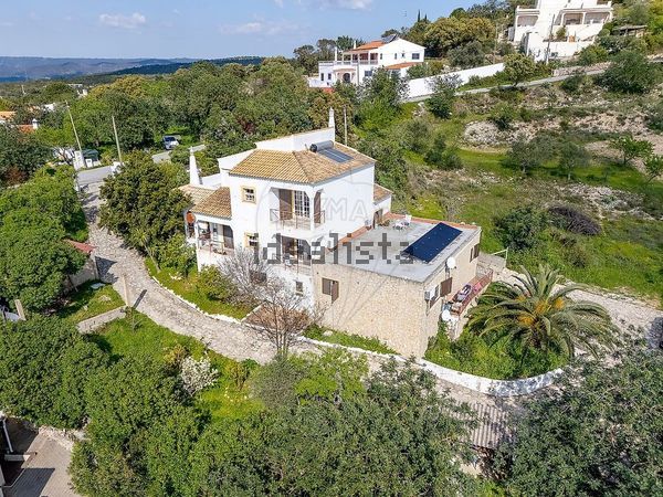 7-bedroom freehold villa in Loulé/Vilamoura — photo 1 of 5