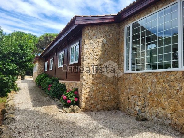 3-bedroom freehold villa in Sintra/Colares — photo 3 of 5