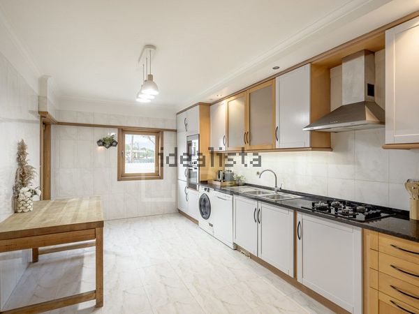 4-bedroom freehold villa in Cascais/Estoril — photo 4 of 5