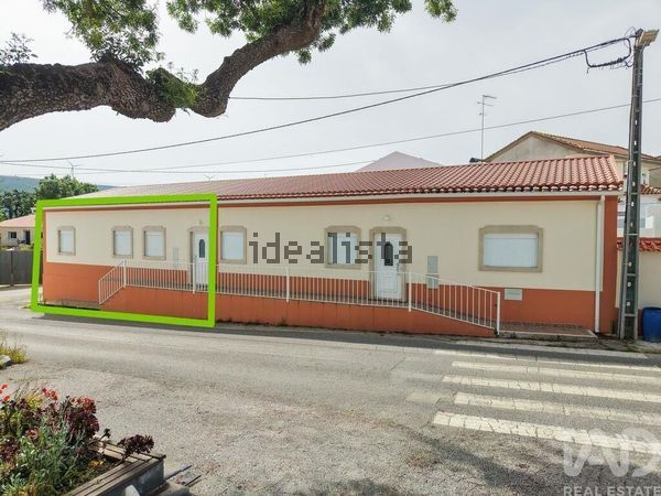 3-bedroom freehold villa in Alcobaça/São Martinho do Porto — photo 2 of 5