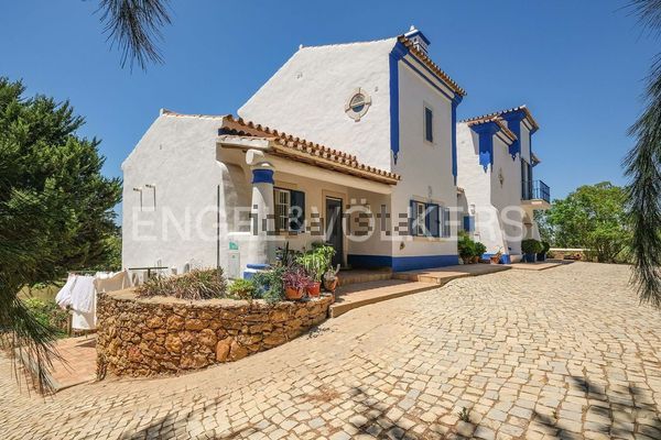 6-bedroom freehold villa in Loulé/Vilamoura — photo 4 of 5