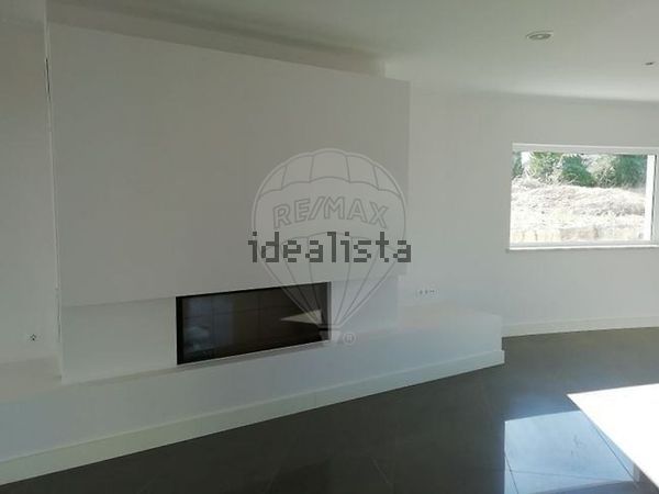 4-bedroom freehold villa in Sintra/Colares — photo 4 of 5