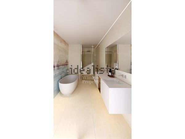 4-bedroom freehold villa in Faro — photo 4 of 5
