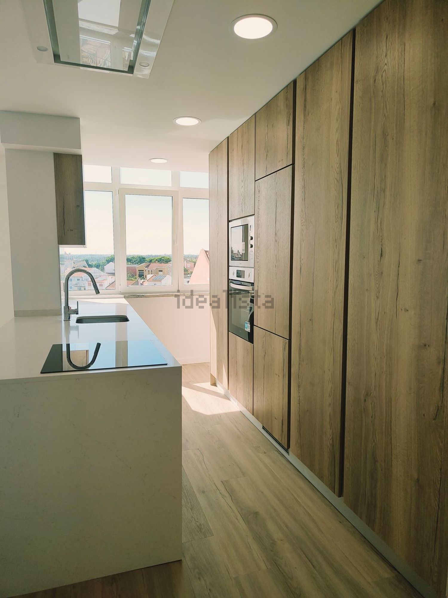 Apartamento em Cruz de Pau, Amora