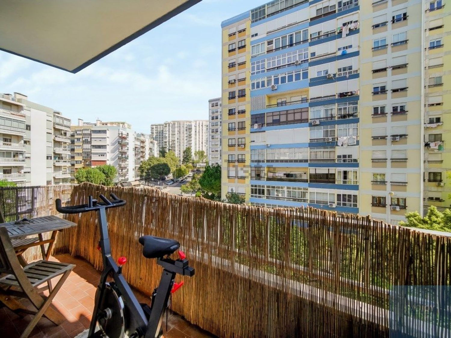 Apartamento em Centro de Carnaxide, Carnaxide e Queijas