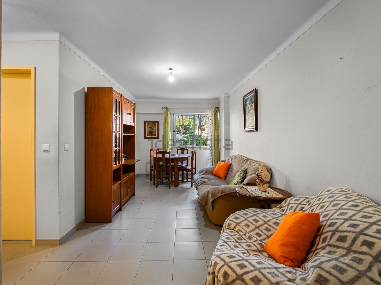 Apartamento em Santo António dos Cavaleiros e Frielas