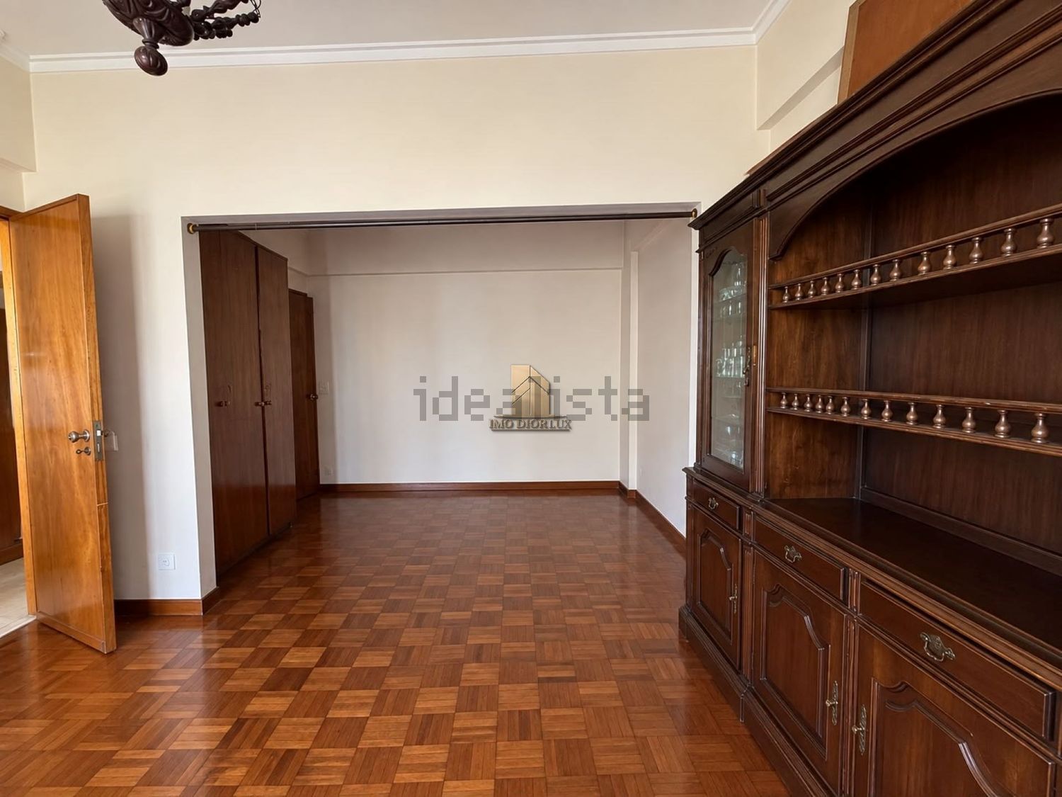 Apartamento em Damaia de Cima, Águas Livres