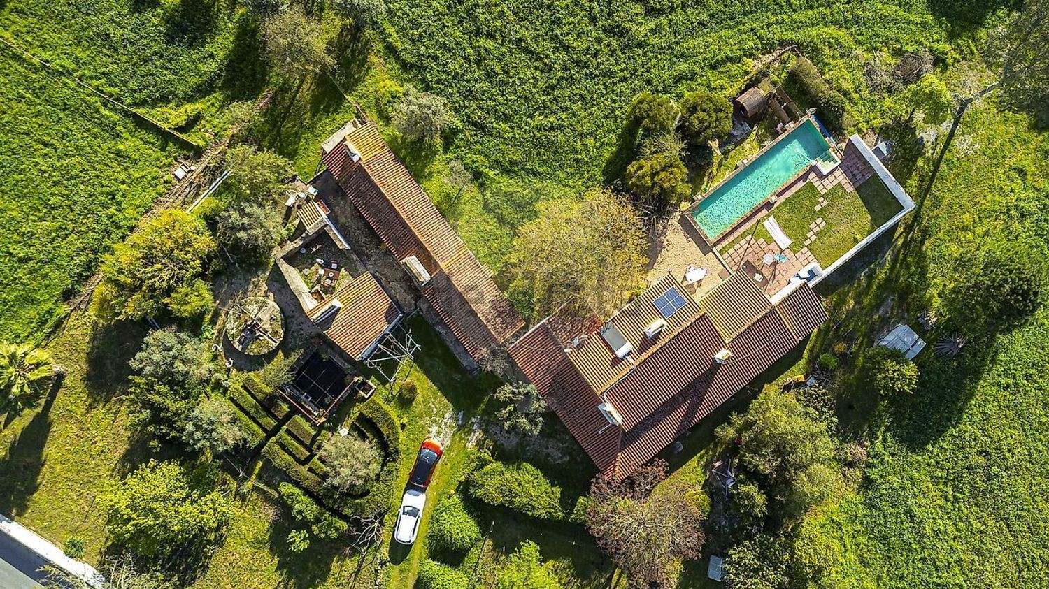 Quintas e casas rústicas em Santiago do Escoural