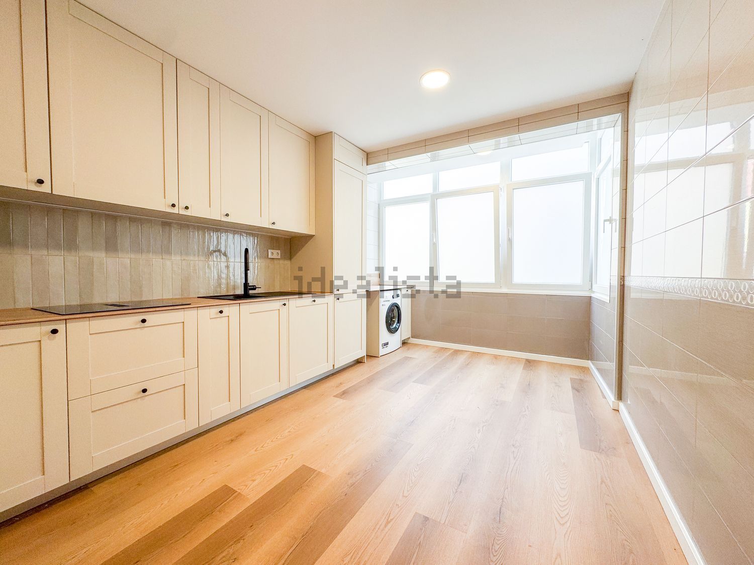 Apartamento em Cruz de Pau, Amora
