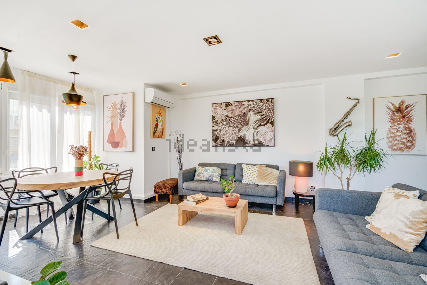 Apartamento em Centro de Sobreda, Charneca da Caparica e Sobreda