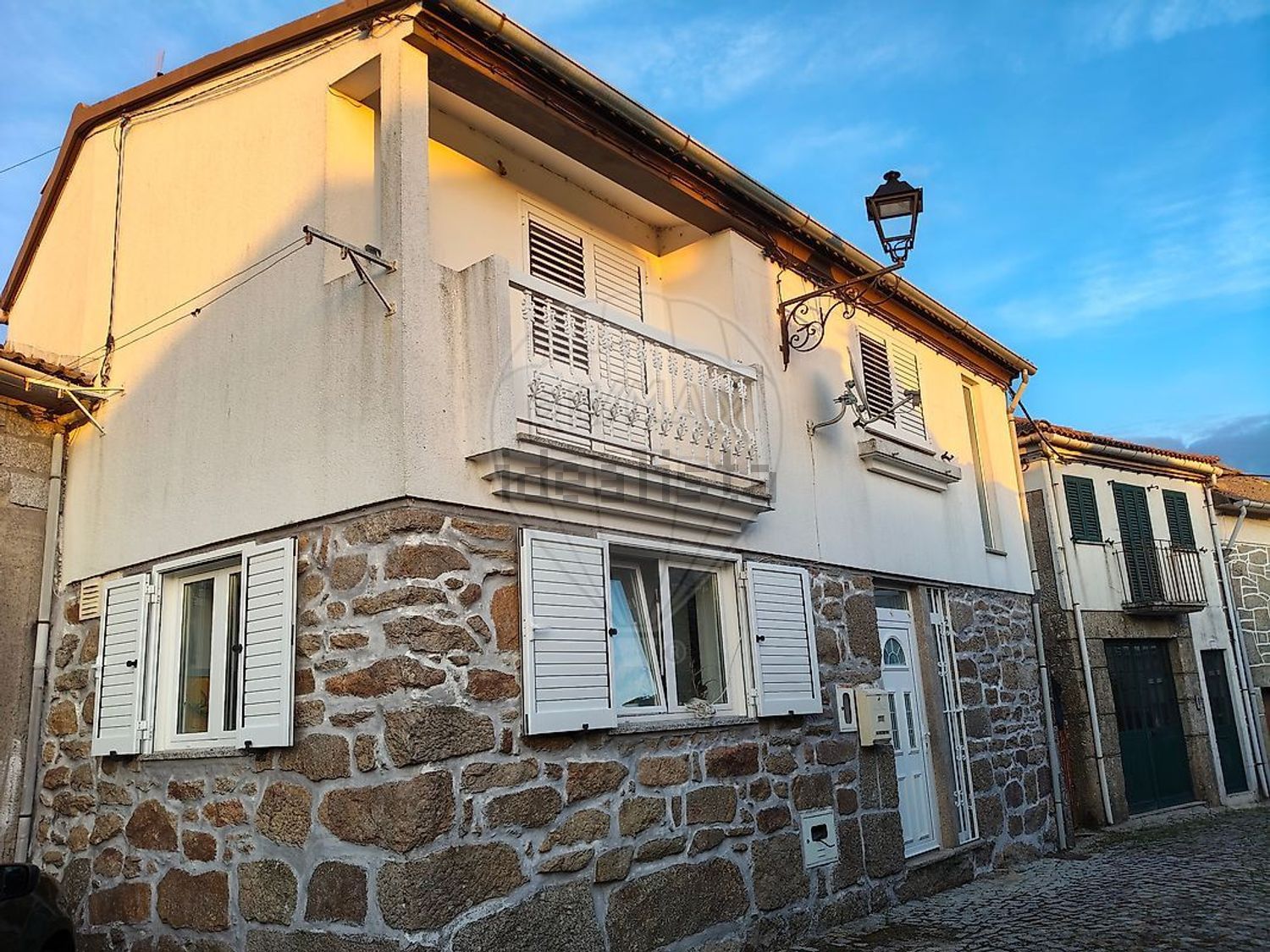 Moradia independente em Vila Nova de Paiva