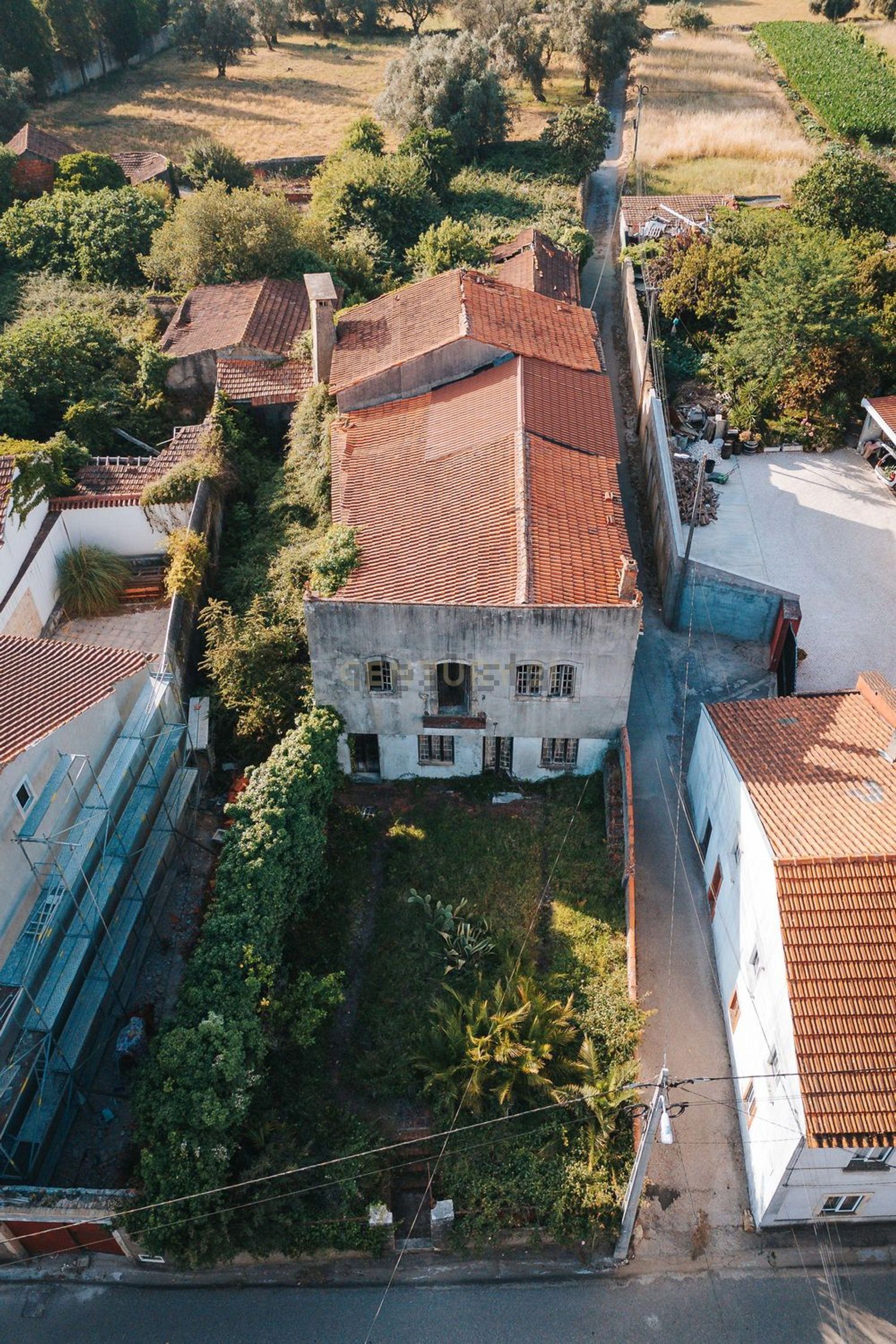 Moradia independente em Vacariça