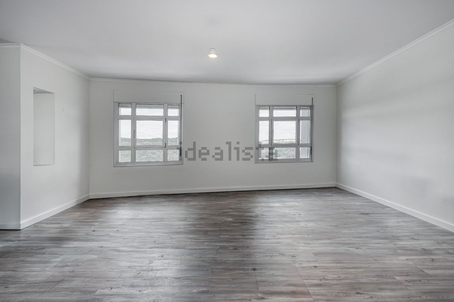 Apartamento em Praça de Espanha - Sete Rios, Campolide