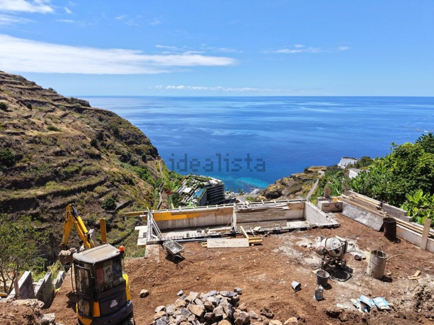 Moradia independente em Calheta