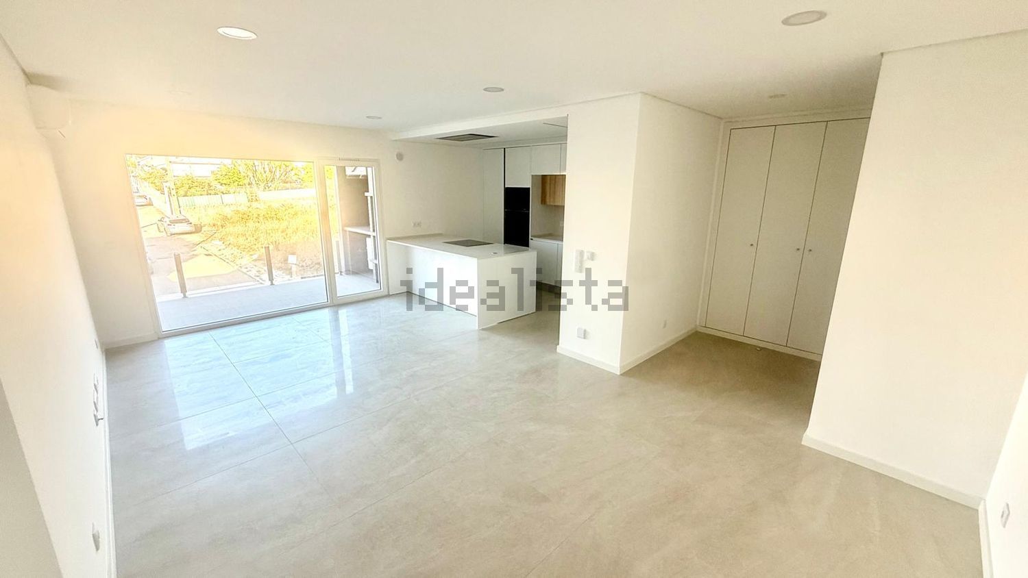 Apartamento em Botequim - Regateira - Palhais, Charneca da Caparica e Sobreda