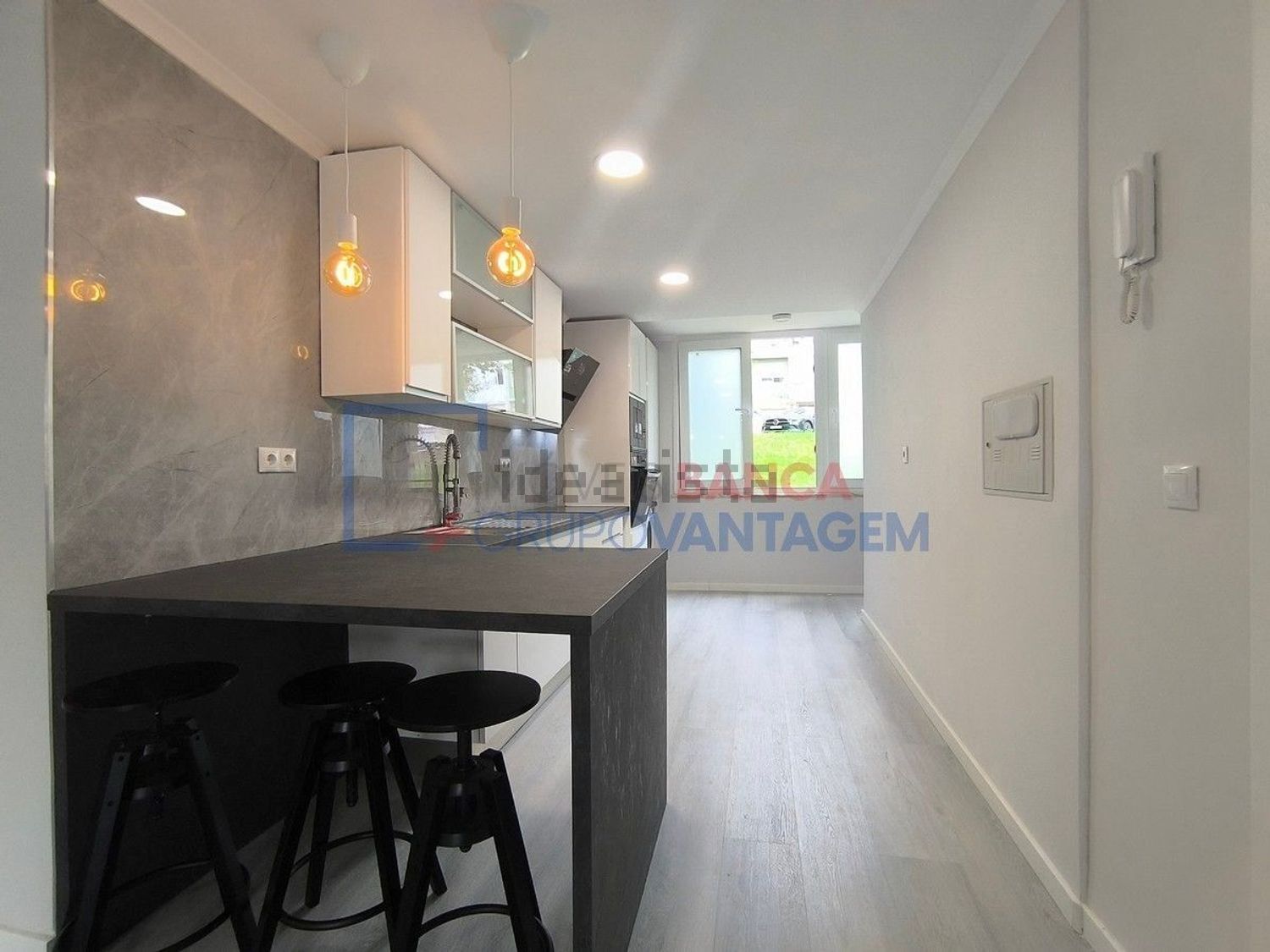 Flat in Charquinho, Benfica