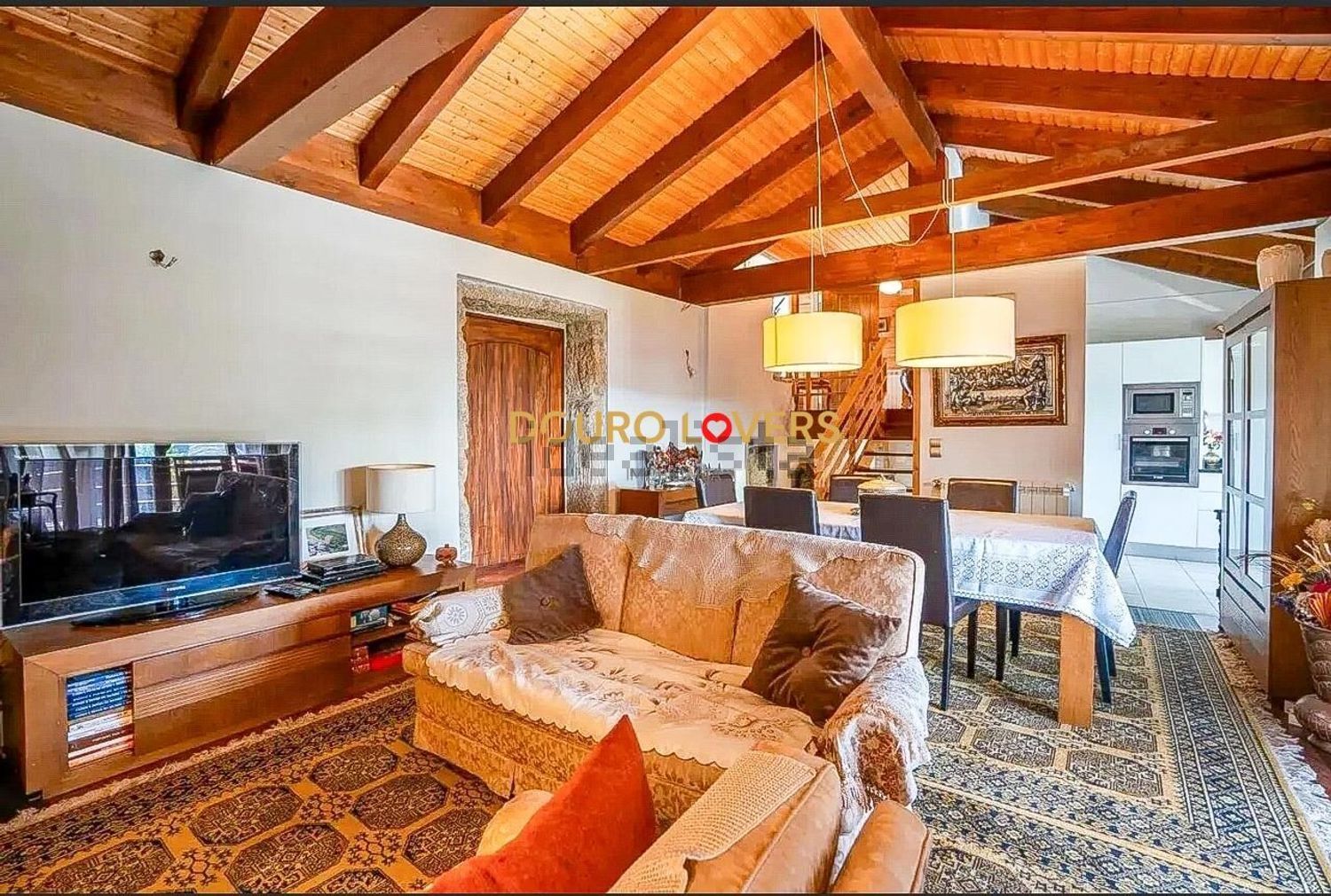 Detached house in Rôge