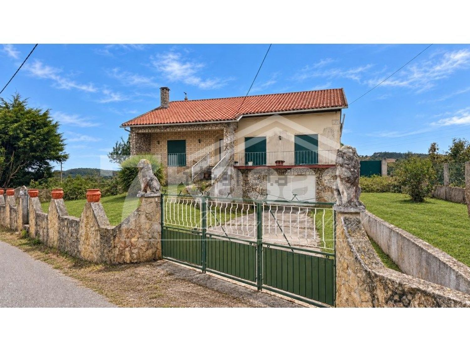 Detached house in Bombarral e Vale Covo